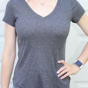 grey ribbed t shirt